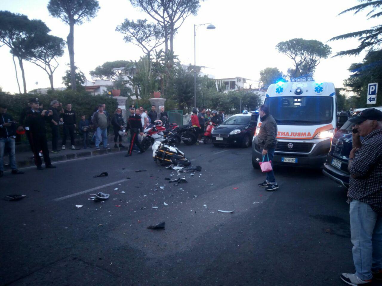 ischia incidente in via m mazzella il golfo 24